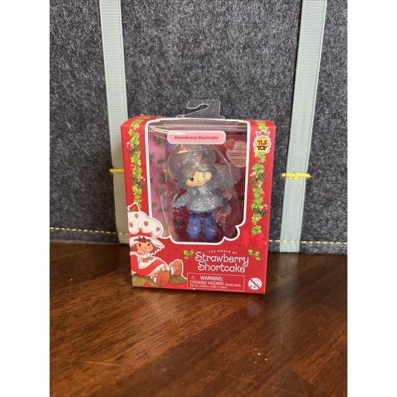 Strawberry Shortcake RARE CHASE Holiday Christmas Mini Figure Cheebee Blue TLS - Picture 1 of 6